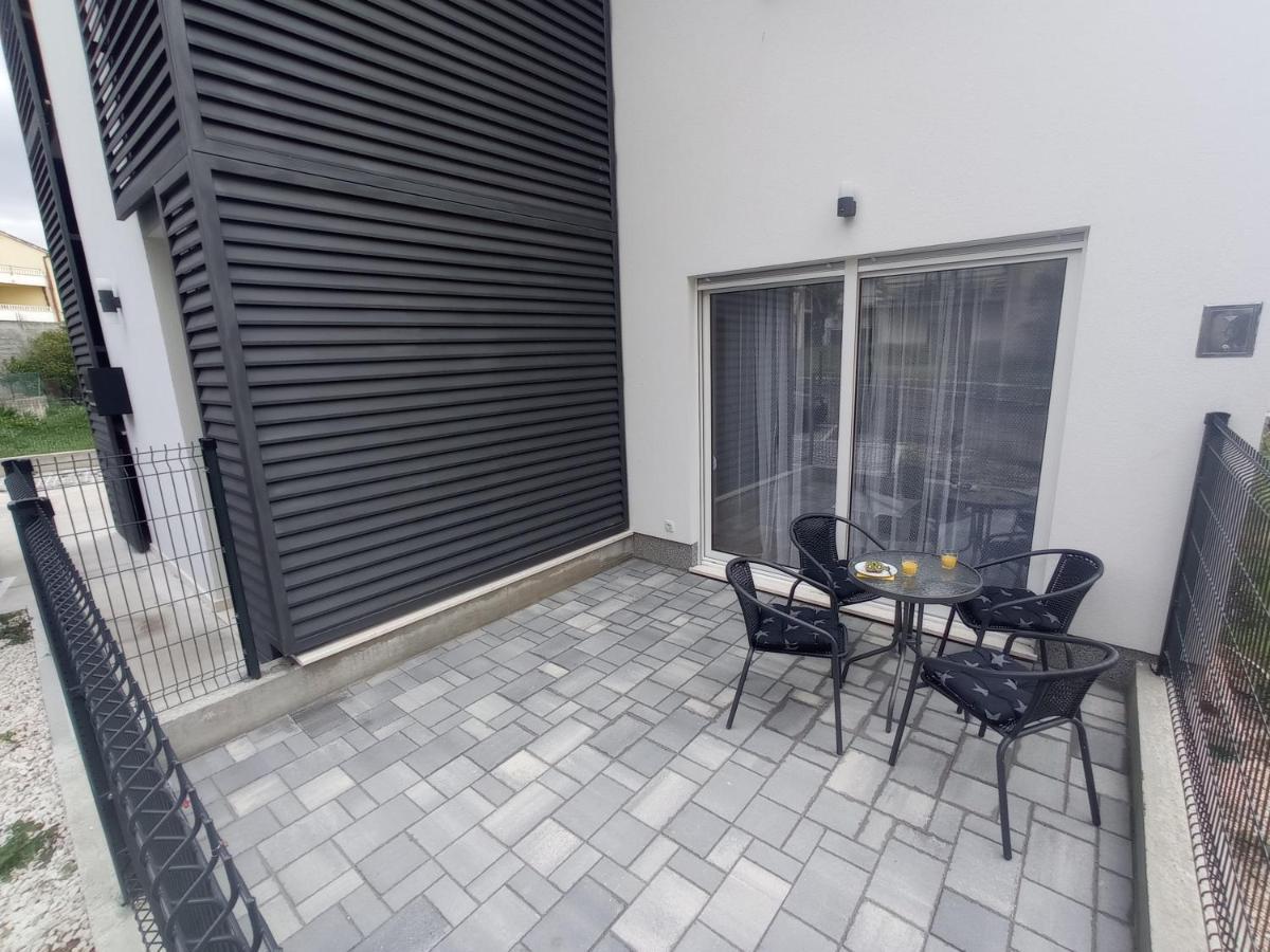 Apartment Punda Kaštela Exteriör bild