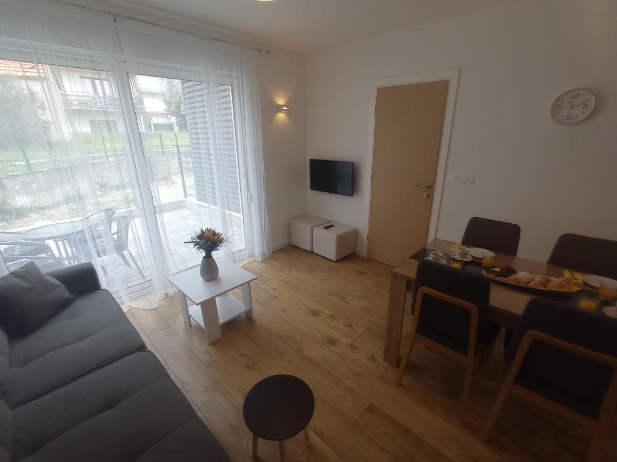 Apartment Punda Kaštela Exteriör bild